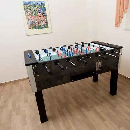 Appartementhaus Binzer Sterne 31 *